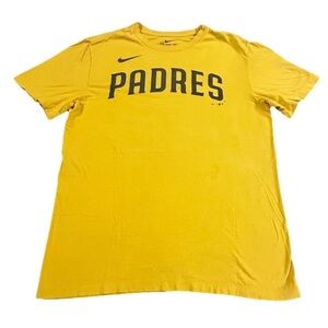 Nike San Diego Padres MLB T-Shirt Size Yellow/Black Small EUC FERNANDO TATIS JR